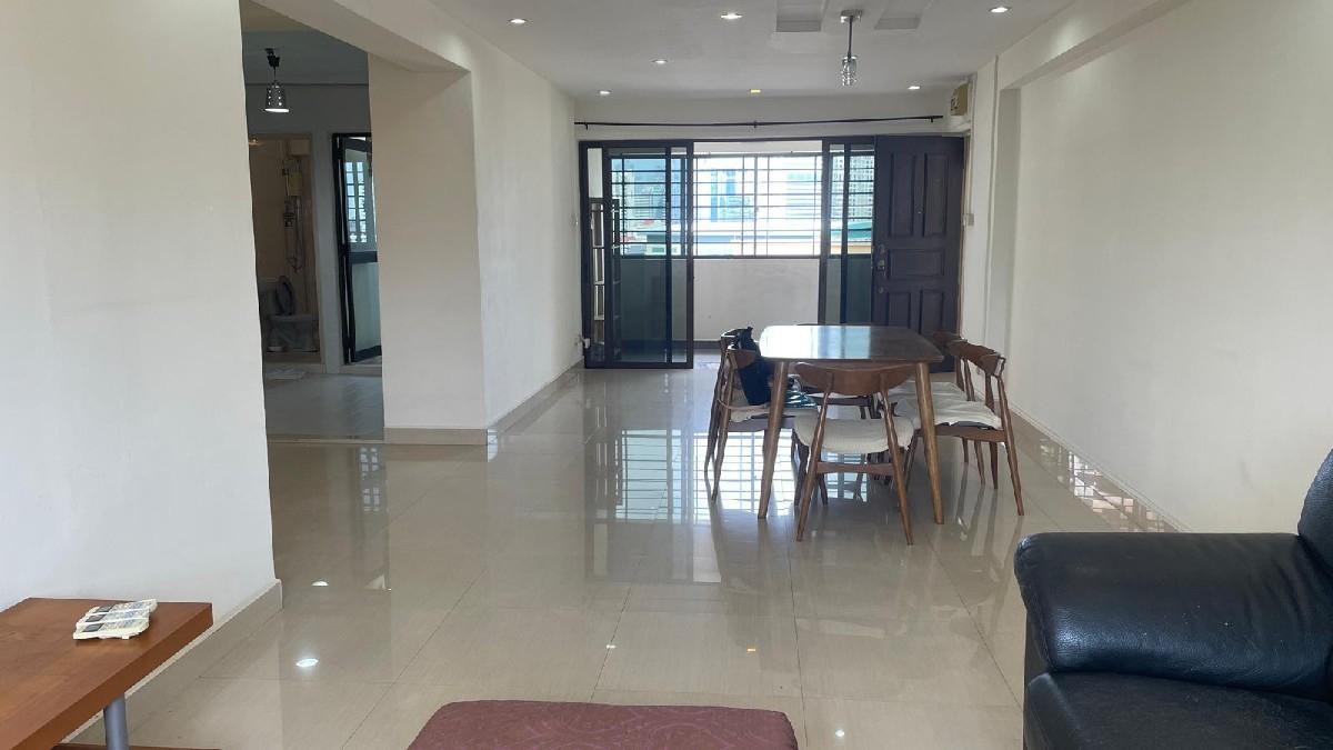 Prop-GPT: HDB Apartment: D12  104 Whampoa Drive
