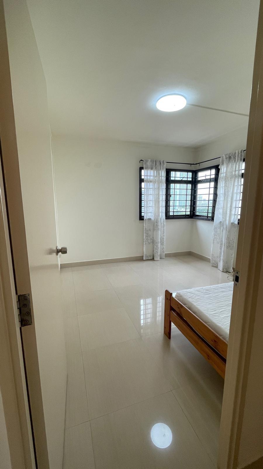 104 Whampoa Drive HDB Apartment For Rent, $4,900, 3 Bed 2 Bath 1,302 sqft $3.76 psf