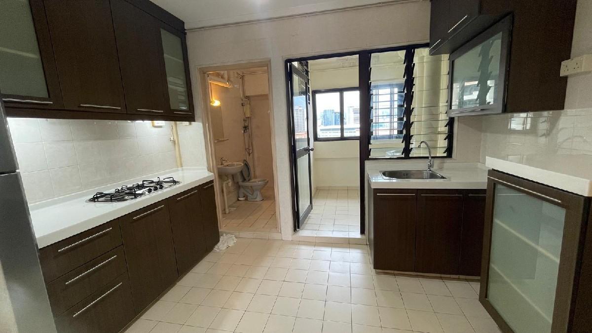 104 Whampoa Drive HDB Apartment For Rent, $4,900, 3 Bed 2 Bath 1,302 sqft $3.76 psf