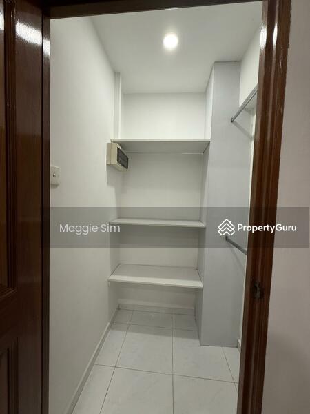 Semi-Detached for Rent: D28, 806093