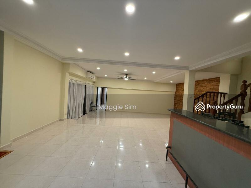 Semi-Detached for Rent: D28, 806093