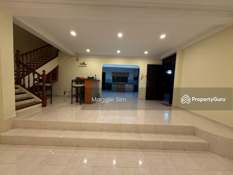 Semi-Detached for Rent: D28, 806093