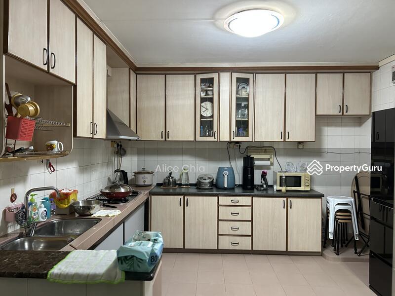 742 Tampines Street 72