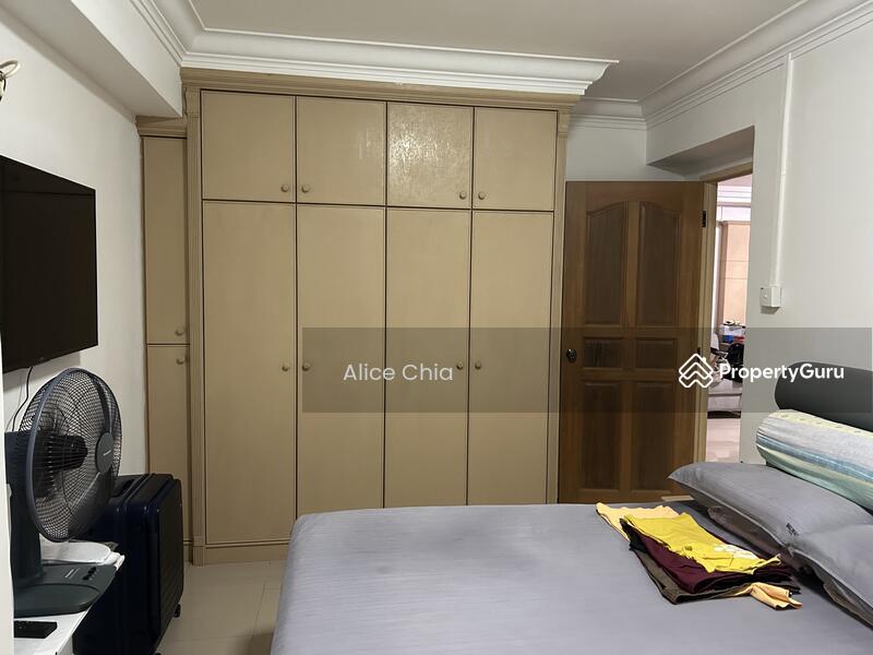 742 Tampines Street 72