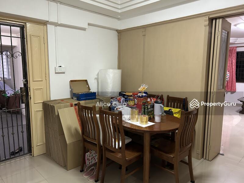 742 Tampines Street 72