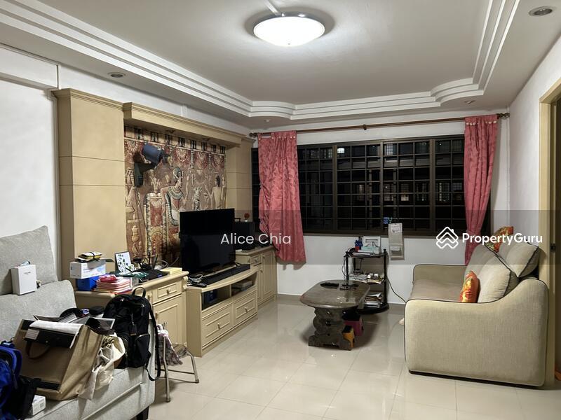 742 Tampines Street 72