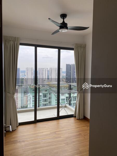 Stirling Residences