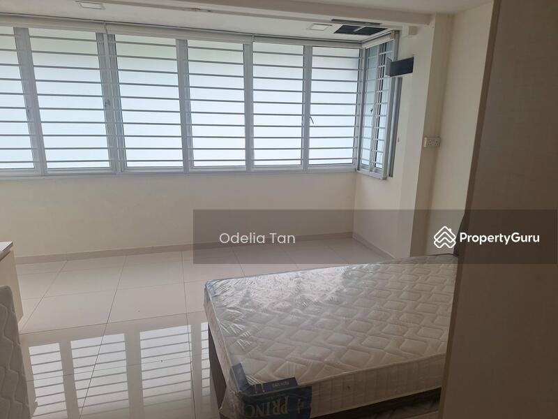 Prop-GPT: Terrace: D19  Punggol road