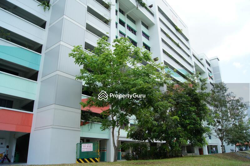665 Hougang Avenue 4