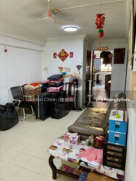 665 Hougang Avenue 4