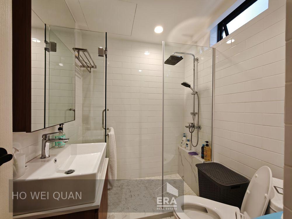 Rare, Newly Renovated Duplex Near Orchard and Somerset Mrt