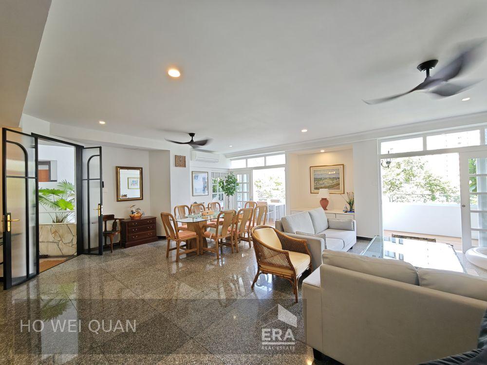 Rare, Newly Renovated Duplex Near Orchard and Somerset Mrt