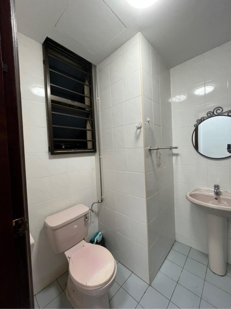 Skt Mansion Apartment Room Rental, $1,700, 1 Bed 1 Bath 200 sqft $8.50 psf