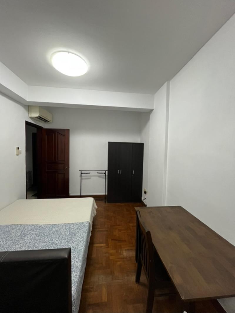 Skt Mansion Apartment Room Rental, $1,700, 1 Bed 1 Bath 200 sqft $8.50 psf