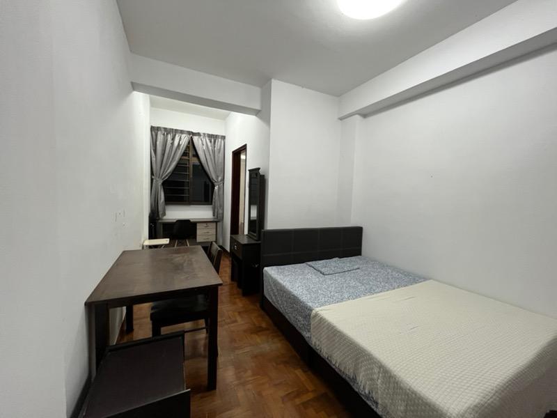 Skt Mansion Apartment Room Rental, $1,700, 1 Bed 1 Bath 200 sqft $8.50 psf