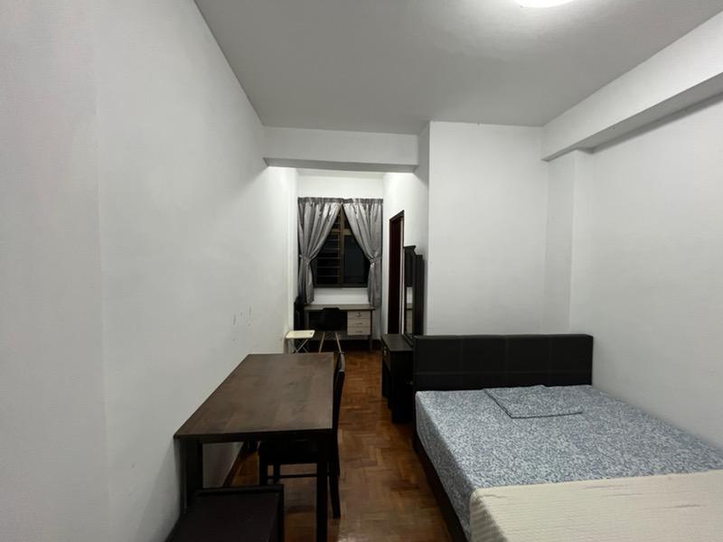 Skt Mansion Apartment Room Rental, $1,700, 1 Bed 1 Bath 200 sqft $8.50 psf