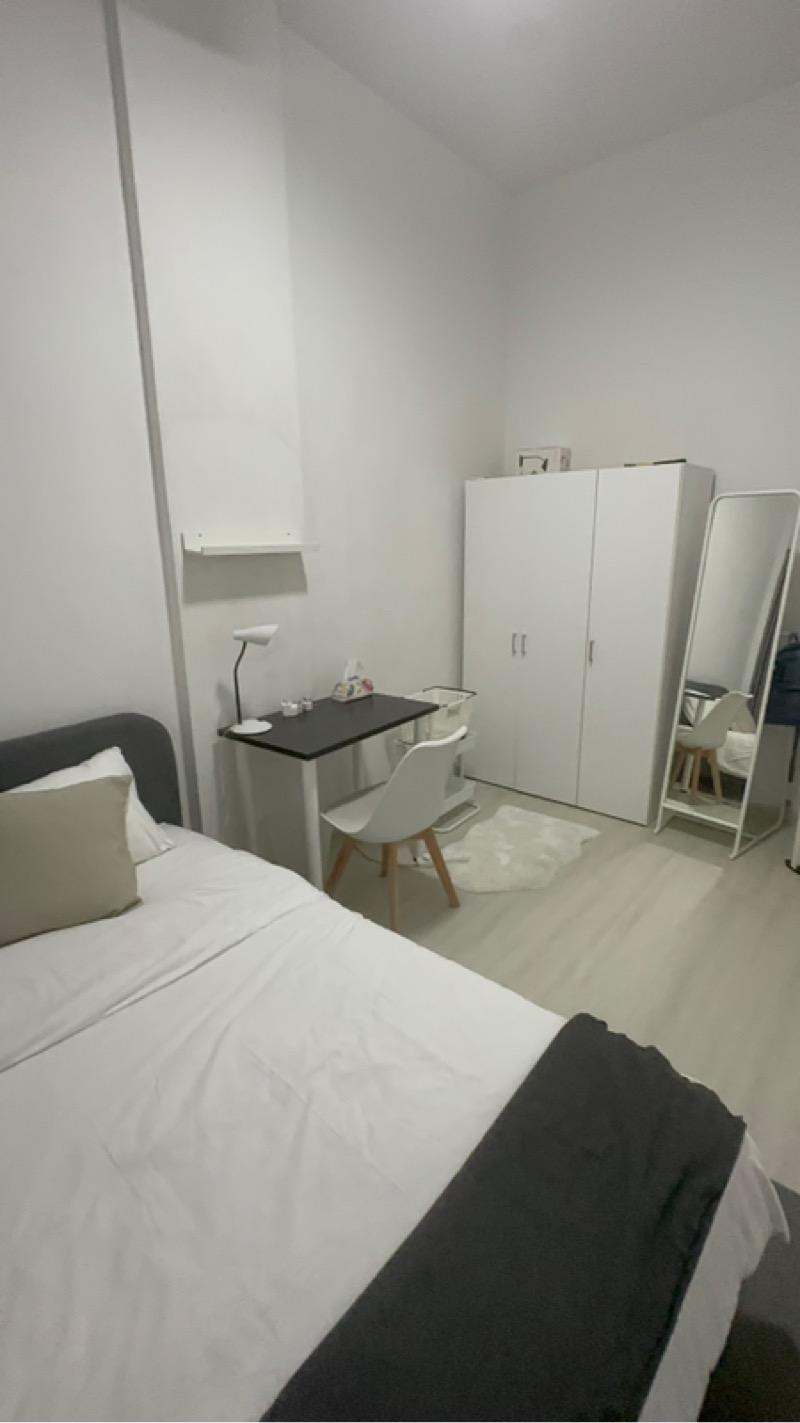 People's Park Complex Apartment Room Rental, $1,350, 1 Bed 1 Bath 120 sqft $11.25 psf