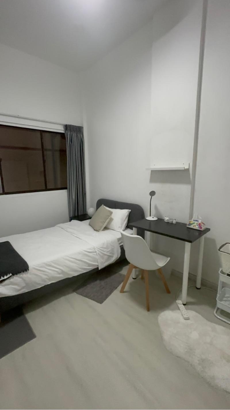 People's Park Complex Apartment Room Rental, $1,350, 1 Bed 1 Bath 120 sqft $11.25 psf