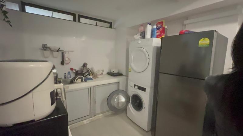 People's Park Complex Apartment Room Rental, $1,350, 1 Bed 1 Bath 120 sqft $11.25 psf