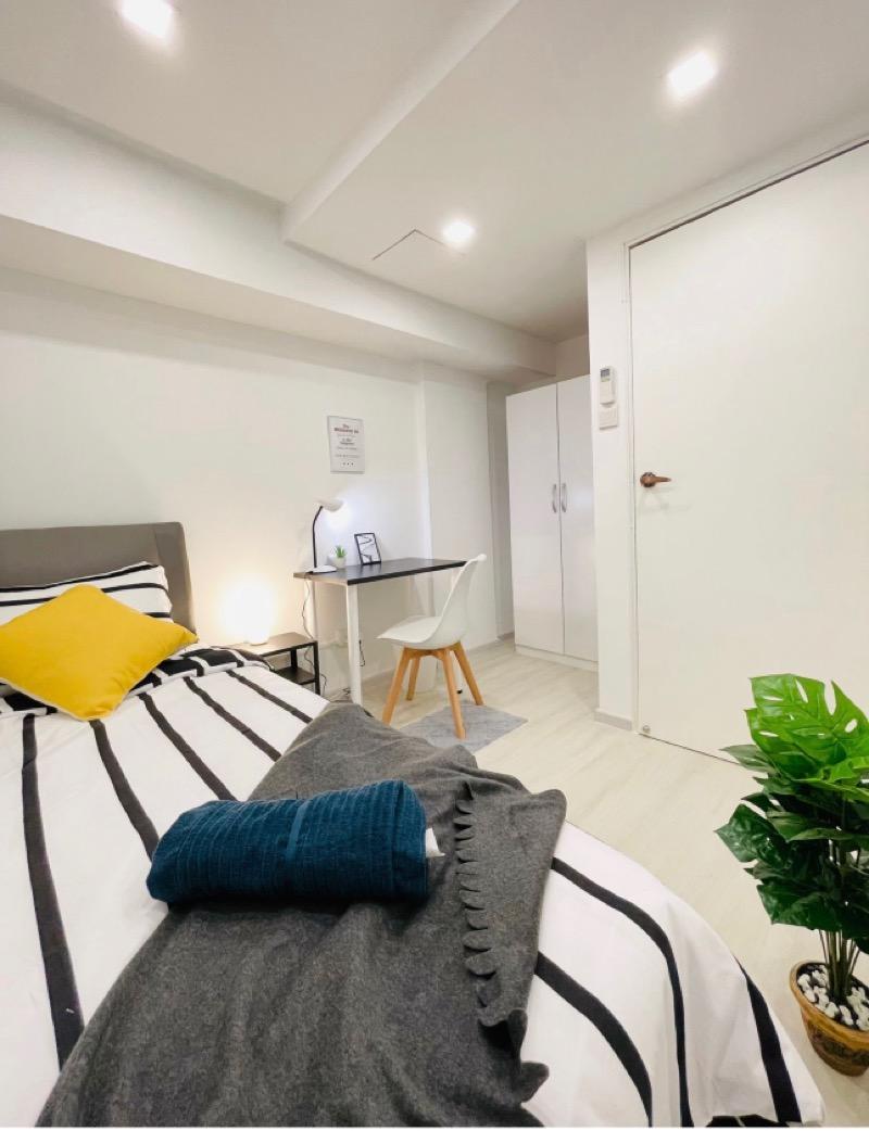 People's Park Complex Apartment Room Rental, $1,350, 1 Bed 1 Bath 120 sqft $11.25 psf