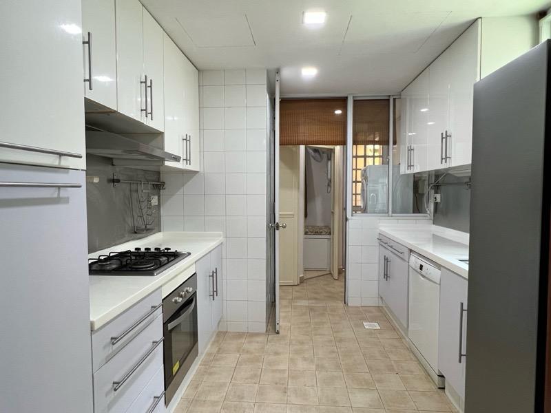 Duchess Crest Condominium For Rent, $13,800, 5 Bed 5 Bath 4,295 sqft $3.21 psf