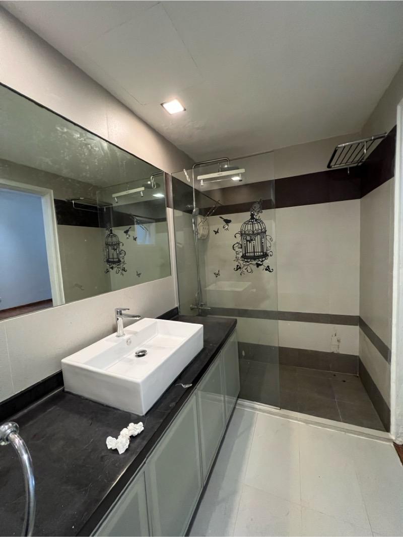 Allsworth park Condominium For Rent, $8,900, 4 Bed 4 Bath 3,401 sqft $2.62 psf