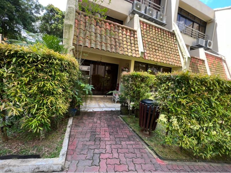 Allsworth park Condominium For Rent, $8,900, 4 Bed 4 Bath 3,401 sqft $2.62 psf