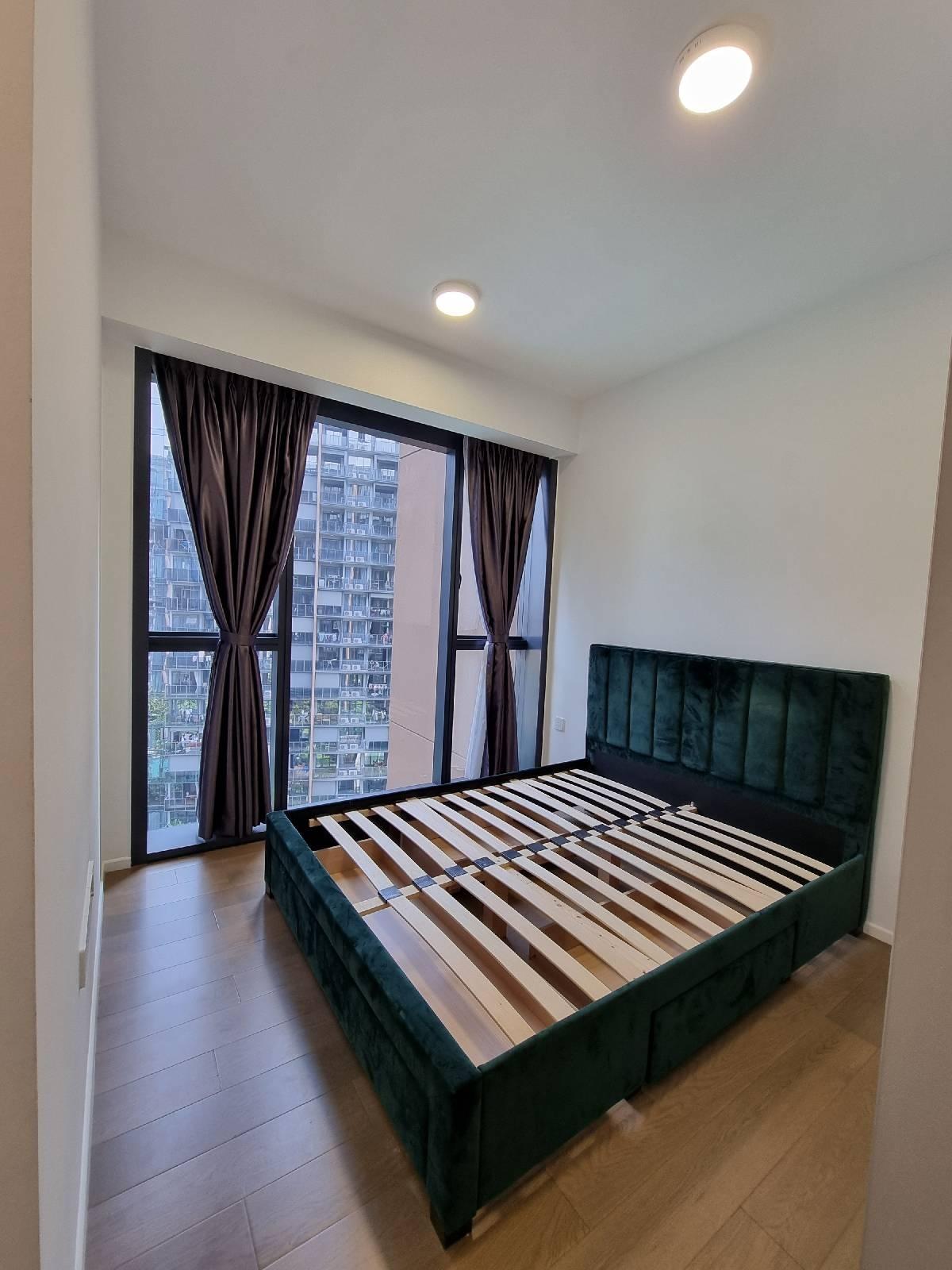 Parc Esta Condominium For Rent, $4,200, 2 Bed 1 Bath 635 sqft $6.61 psf