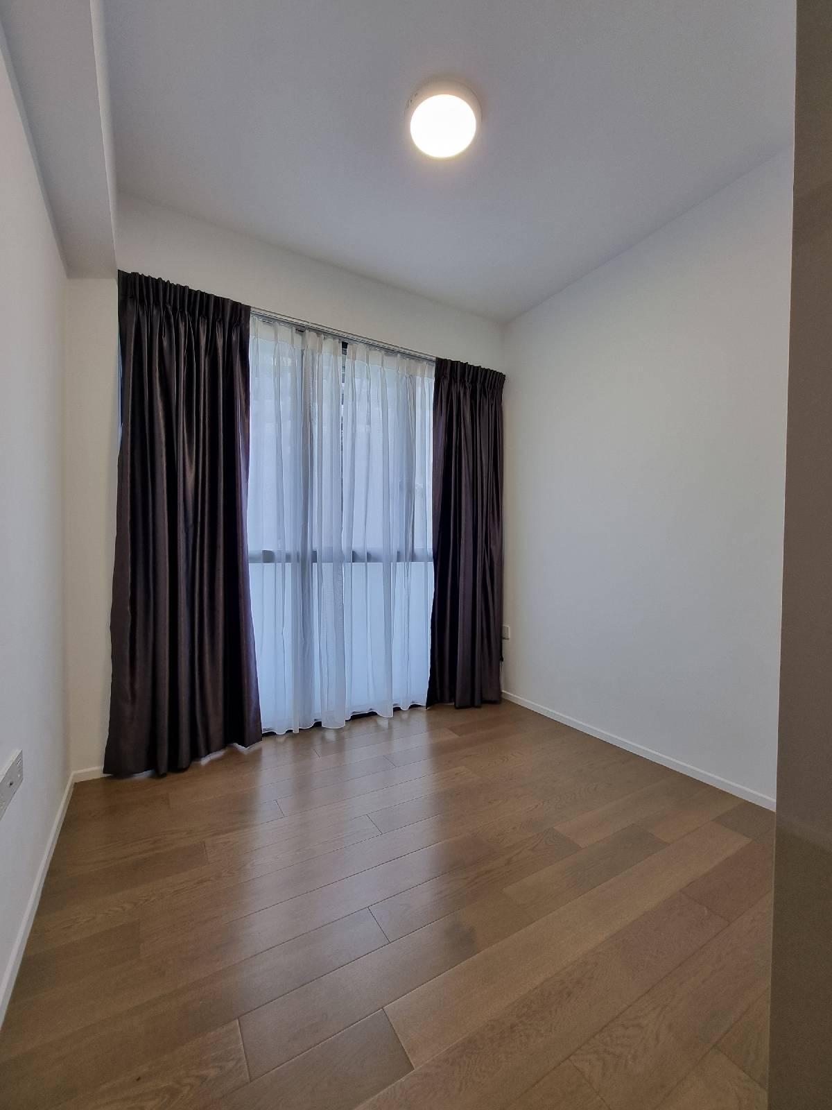 Parc Esta Condominium For Rent, $4,200, 2 Bed 1 Bath 635 sqft $6.61 psf