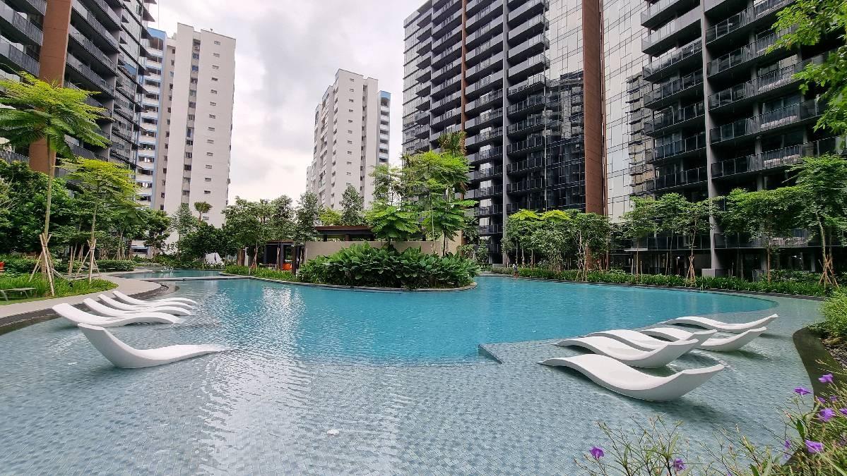 Parc Esta Condominium For Rent, $4,200, 2 Bed 1 Bath 635 sqft $6.61 psf