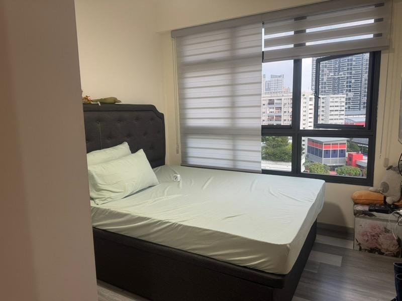 Prop-GPT: HDB Apartment: D05  211A Clementi Avenue 6