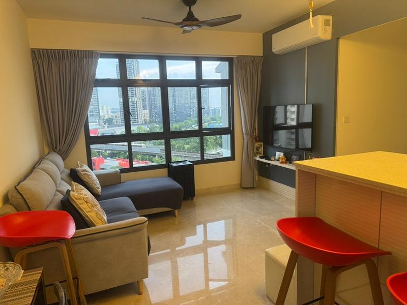 211A Clementi Avenue 6 HDB Apartment Room Rental, $1,400, 1 Bed 1 Bath 1,291 sqft $1.08 psf