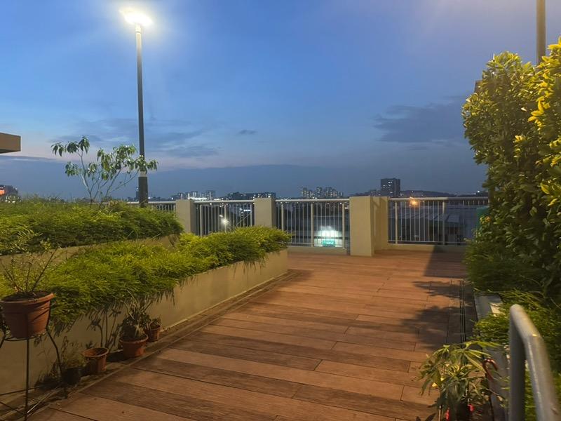 211A Clementi Avenue 6 HDB Apartment Room Rental, $1,400, 1 Bed 1 Bath 1,291 sqft $1.08 psf