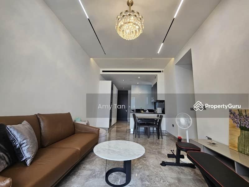 Prop-GPT: Apartment: D09  Martin Modern