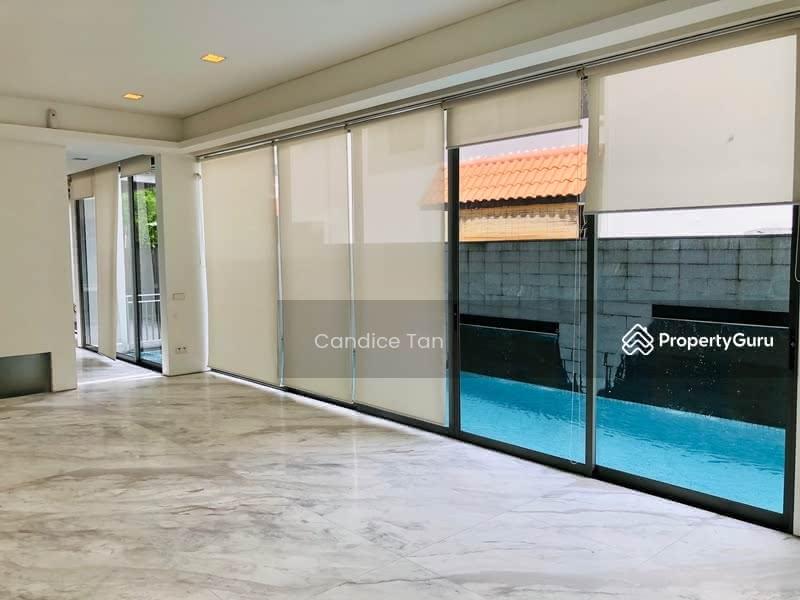 Prop-GPT: Bungalow: D10  Contemporary Bungalow @ Tan Kim Cheng Road