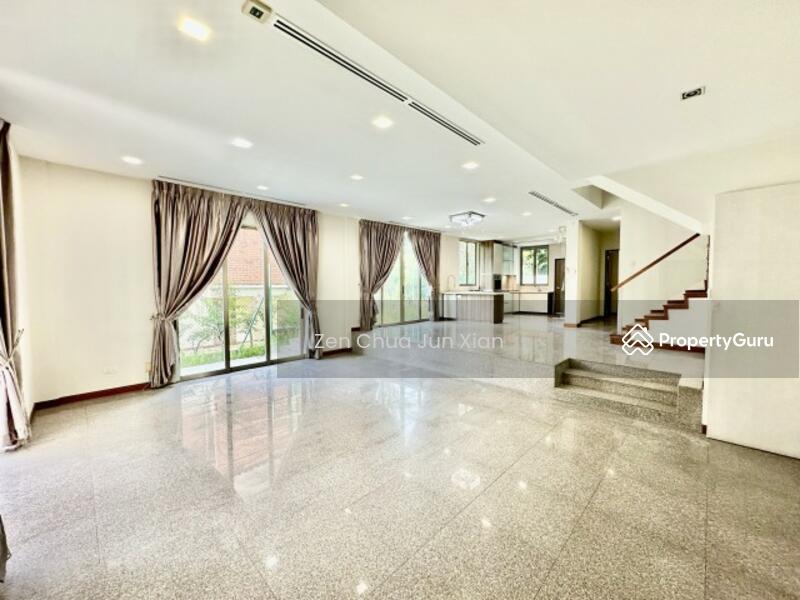 Prop-GPT: Corner Terrace: D19  4B Begonia Road