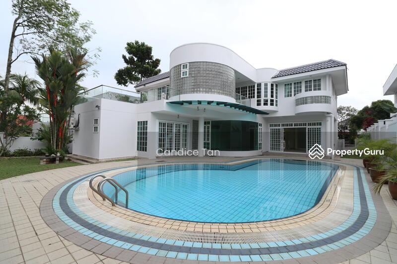 Prop-GPT: Bungalow - Good Class: D10  Pristine Condition! 6 bedrooms GCB @ Swiss Club Road