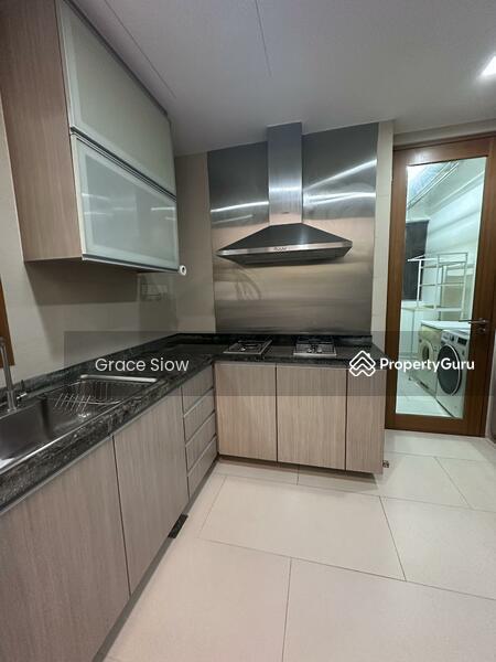 Condominium for Rent: D15, 437878