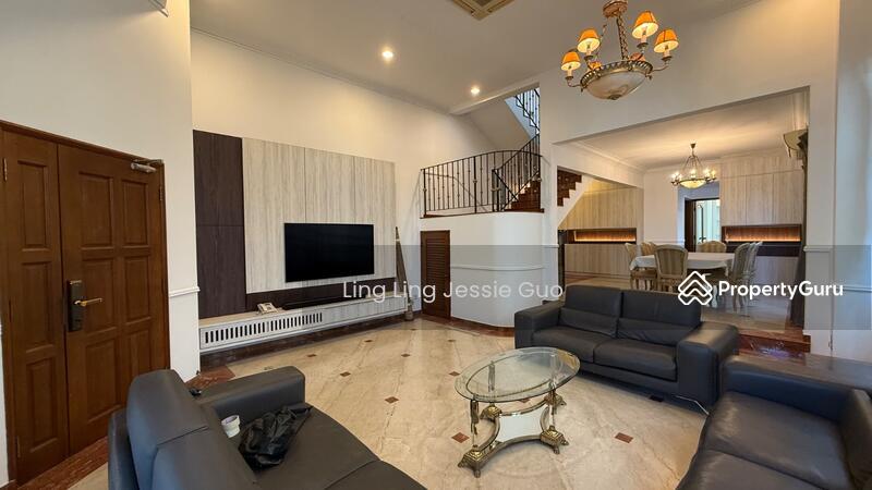 Prop-GPT: Semi-Detached: D10  Semi-D along King’s Road
