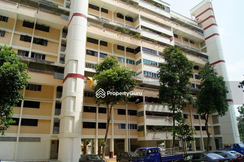 402 Hougang Avenue 10