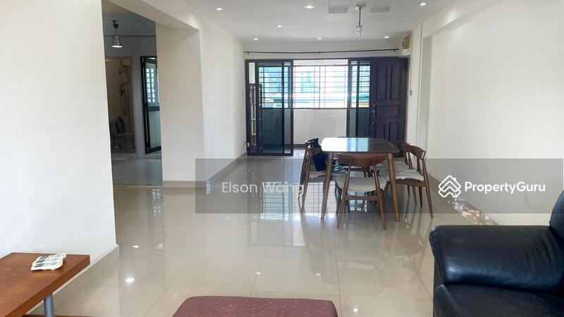 Prop-GPT: HDB Flat: D12  104 Whampoa Drive