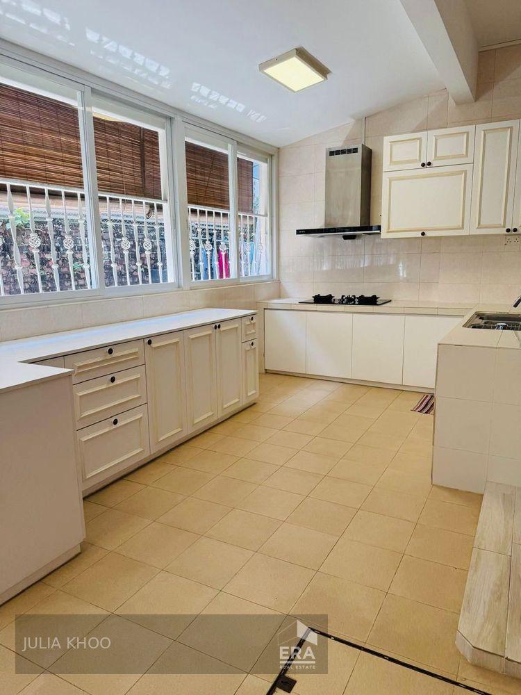 Terrace for Rent: Lorong Pisang Raja, D21, 597756