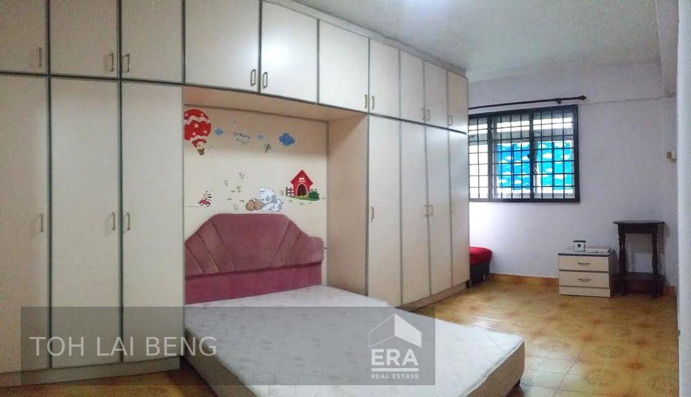 Lorong Lew Lian, Singapore, D19, 530005