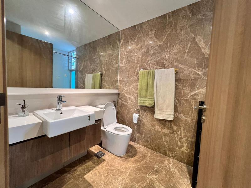 Caspian Condominium Room Rental, $1,600, 1 Bed 1 Bath 150 sqft $10.67 psf