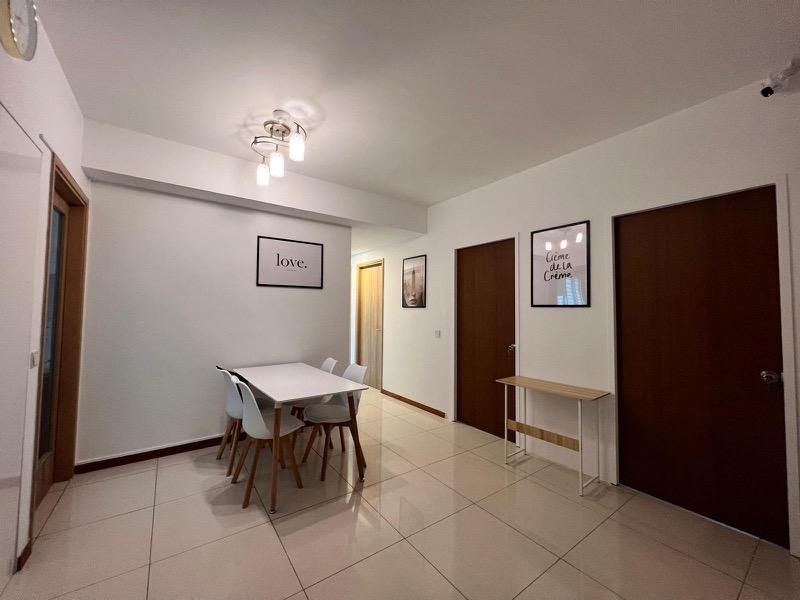 Caspian Condominium Room Rental, $1,600, 1 Bed 1 Bath 150 sqft $10.67 psf