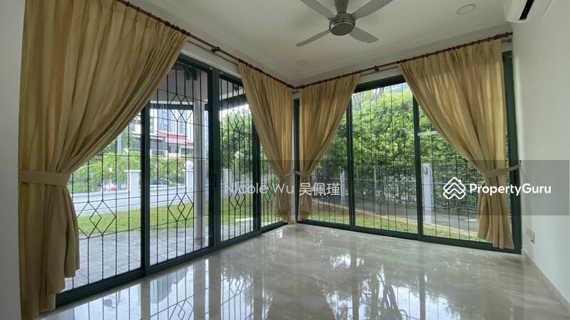 Corner Terrace for Rent: D05, 129070
