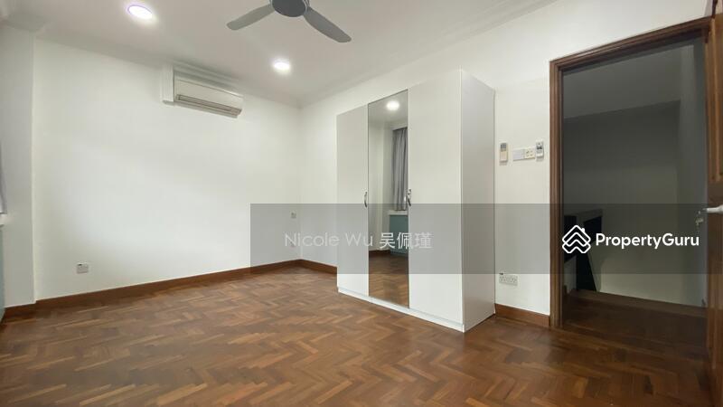 Corner Terrace for Rent: D05, 129070
