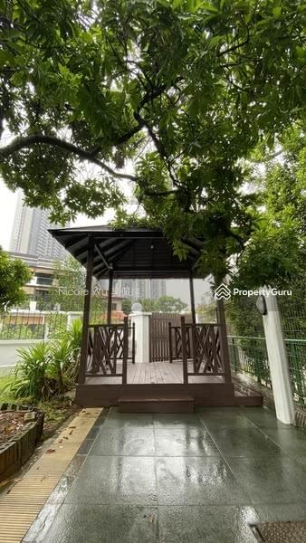 Corner Terrace for Rent: D05, 129070