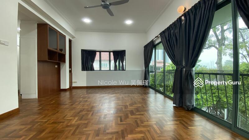 Corner Terrace for Rent: D05, 129070