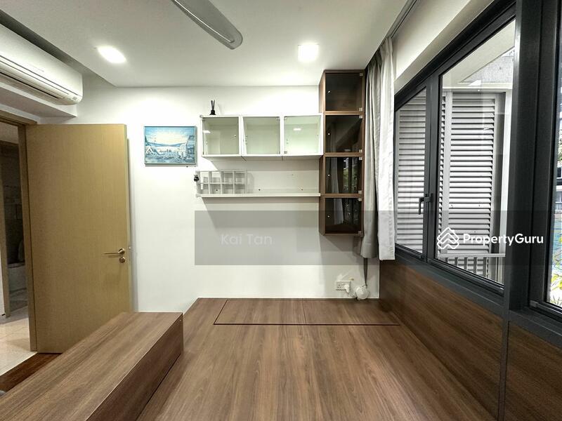 Executive Condominium for Rent: D27, 750000